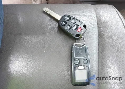 2013 Honda Odyssey Touring/Touring Elite from USA, damaged, VIN 5FNRL5H90DB046479